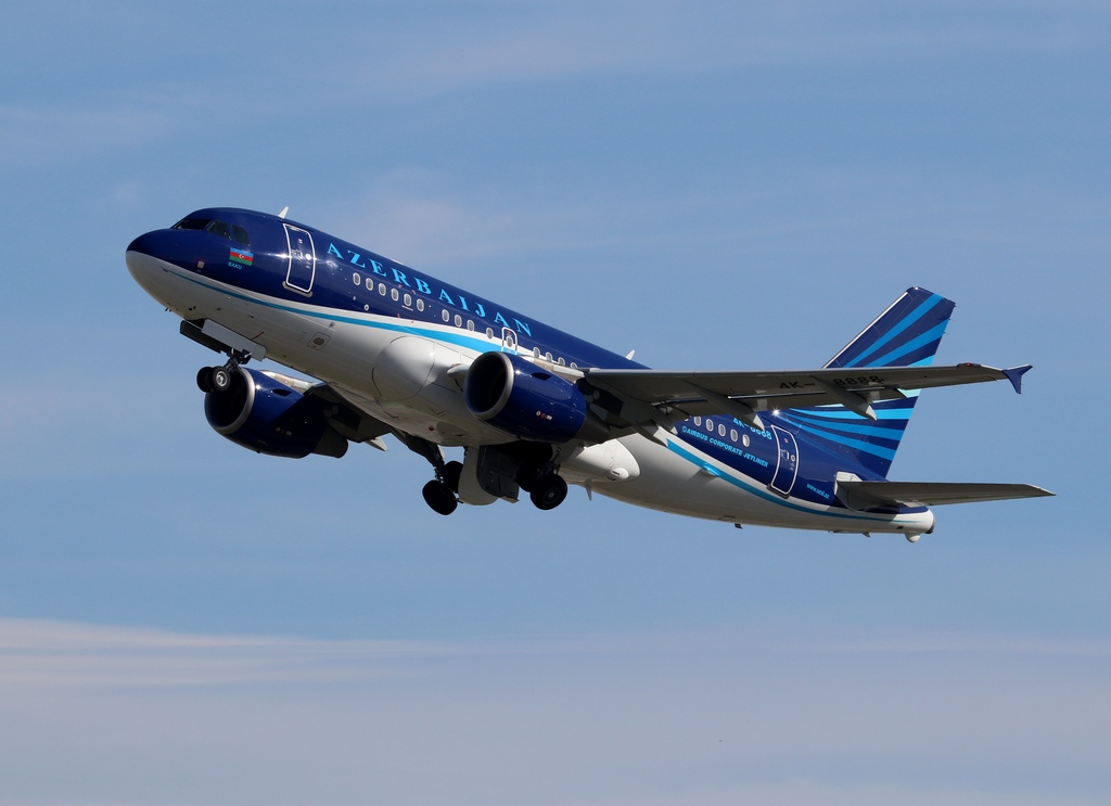 ACJ319-100