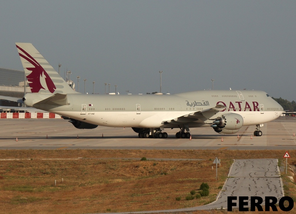 B747-8