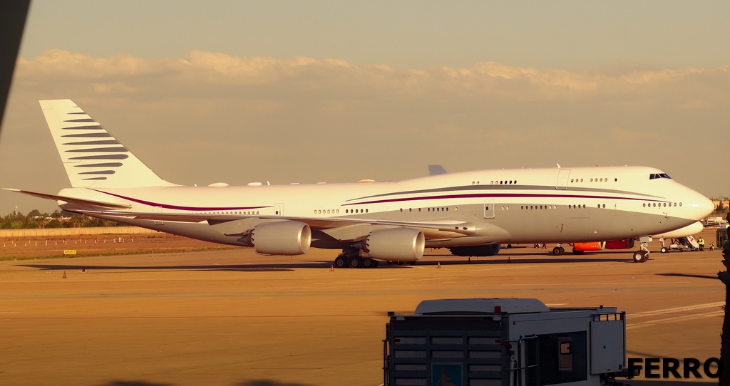 BBJ 747-8