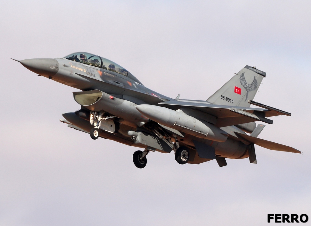 F-16D